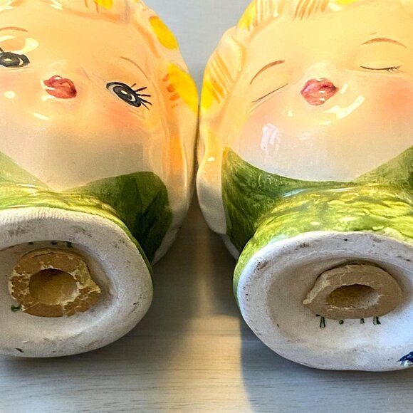Vintage Anthropomorphic Salt Pepper Shakers Lefton Thumbelina Honeybun Ceramic - Picture 3 of 5
